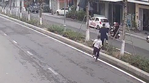 Foreigners Arrested After Failed Gold Heist in Central Vietnam