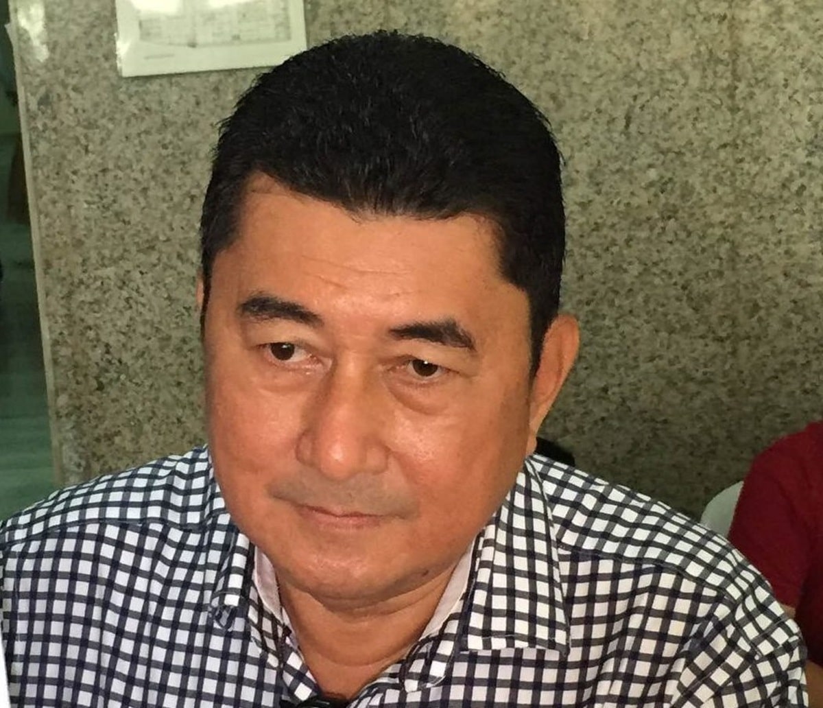 元議員に「ハニートラップ」関与の疑い、人身売買容疑で捜査か