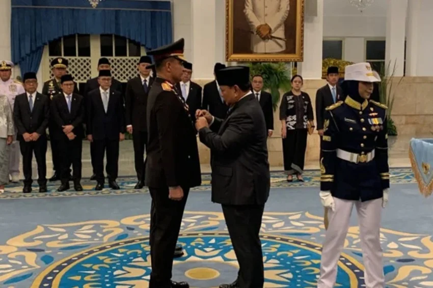 Police Chief Change Seen as Strengthening Prabowo's Future Administration