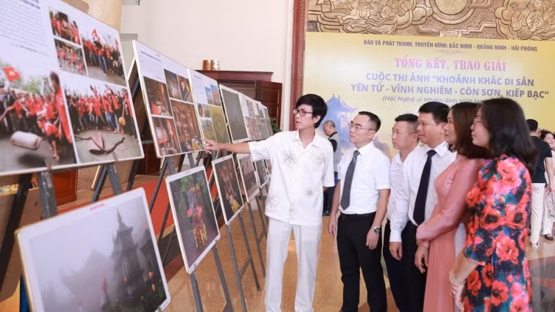 Vietnam Honors Cultural Heritage at Photography Contest