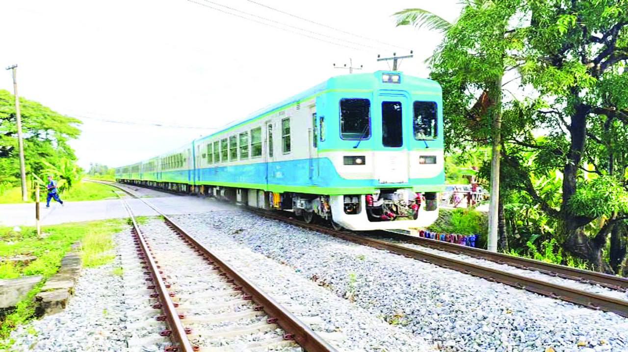 Modern air-conditioned DEMU express trains to operate on Yangon-Mandalay route starting May 15