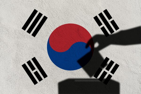韓国地方選、与党民主党が優勢か 統一地方選出口調査