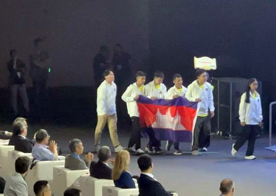 カンボジア、数学オリンピックで国際舞台へ 上海で67回大会に参加