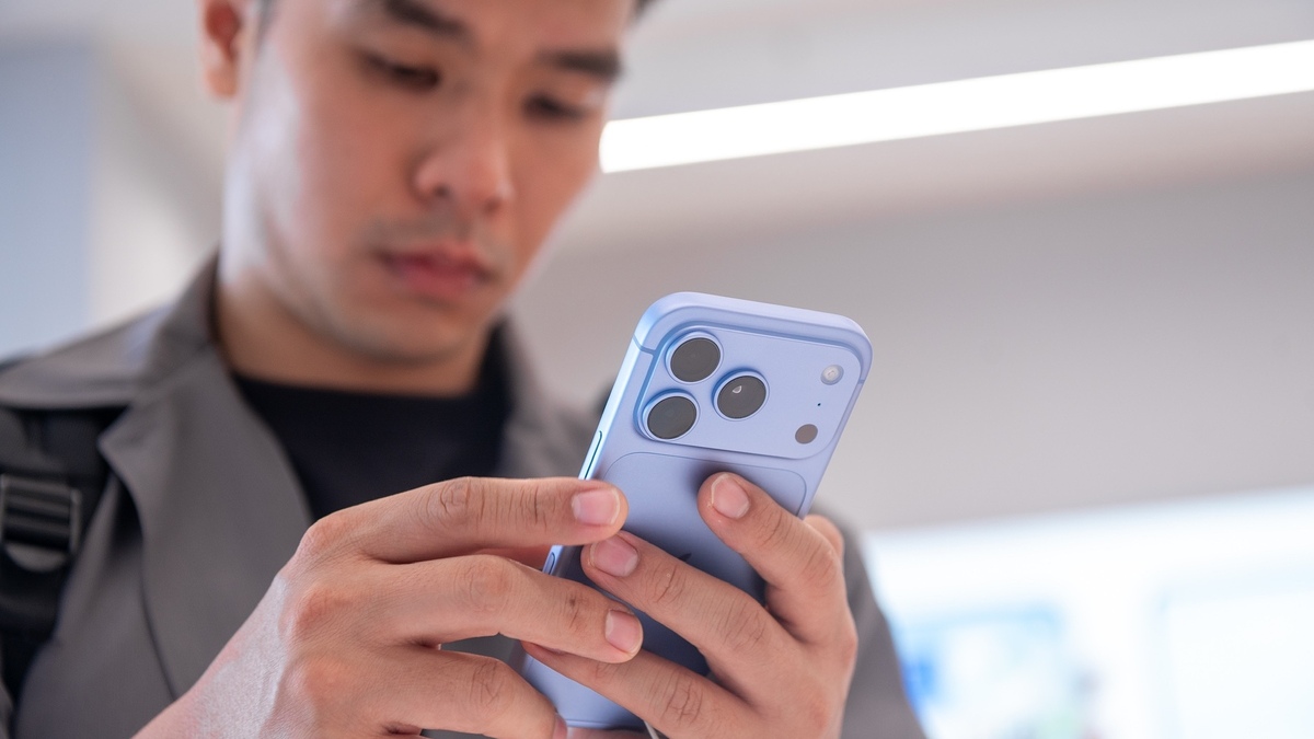 Vietnamese consumers spend over $60 million on new iPhones on launch day