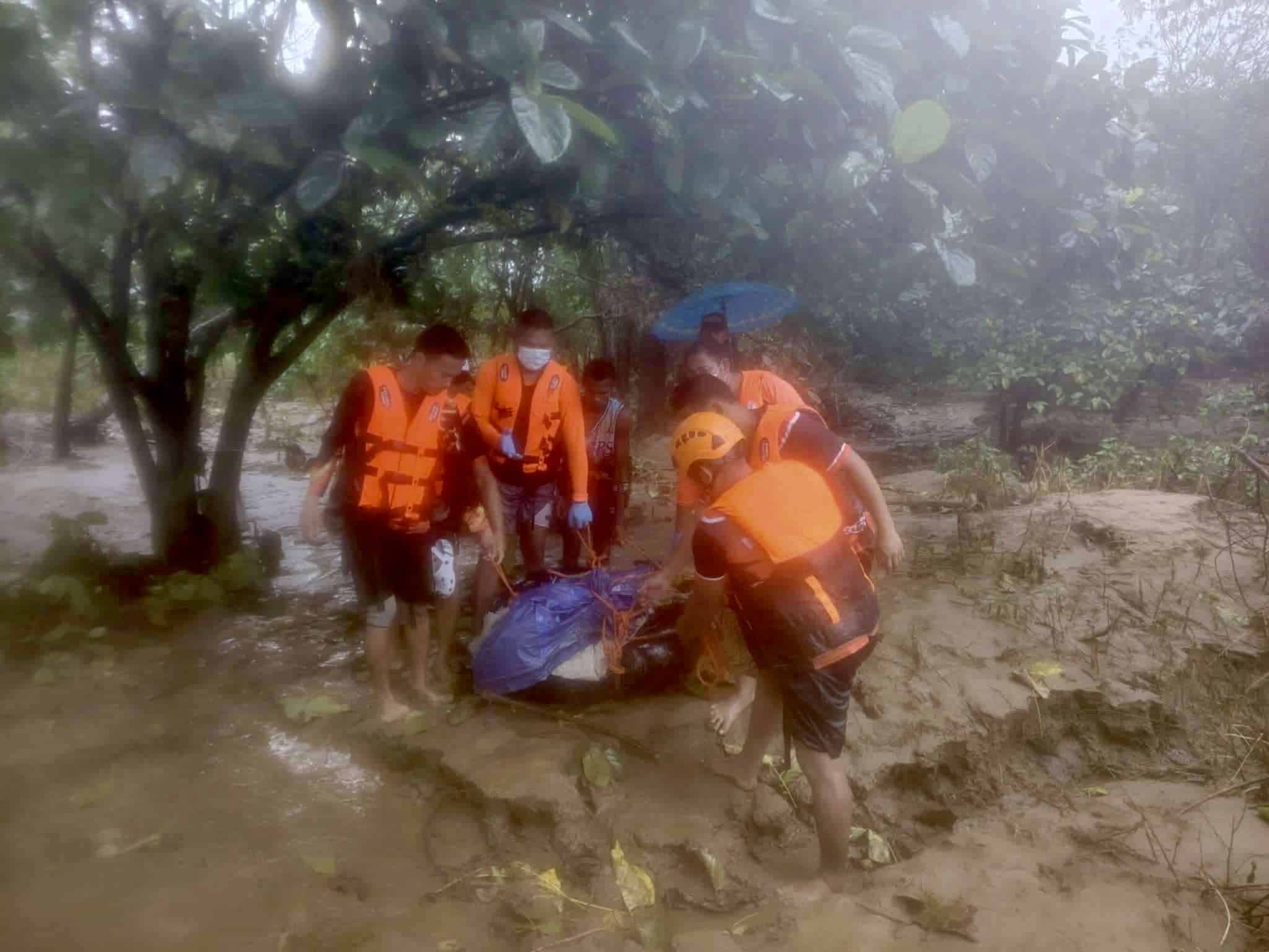 ザンバレスの川で父死亡、息子不明 - 豪雨による悲劇
