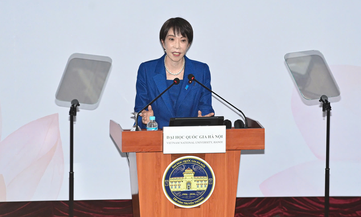 PM Takaichi Pledges Japan's Support for Regional Oil Reserve System in Vietnam