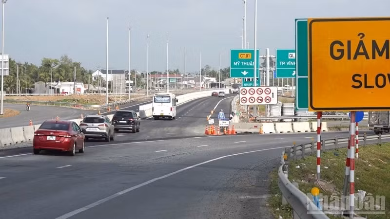My Thuan-Can Tho Expressway to be Expanded to Six Lanes, PPP Model Under Consideration