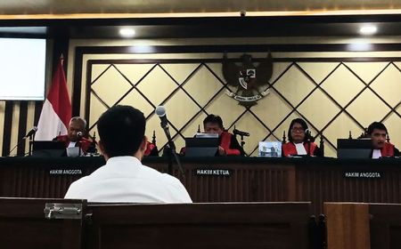 Jakarta High Court Reduces Sentences for Four Defendants in Crude Oil Corruption Case