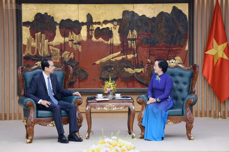 Vietnam Prioritizes Ties with China in Foreign Policy: Deputy PM