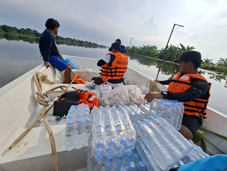 Thai Transport Ministry Mobilizes Aid for Prachinburi Flood Victims
