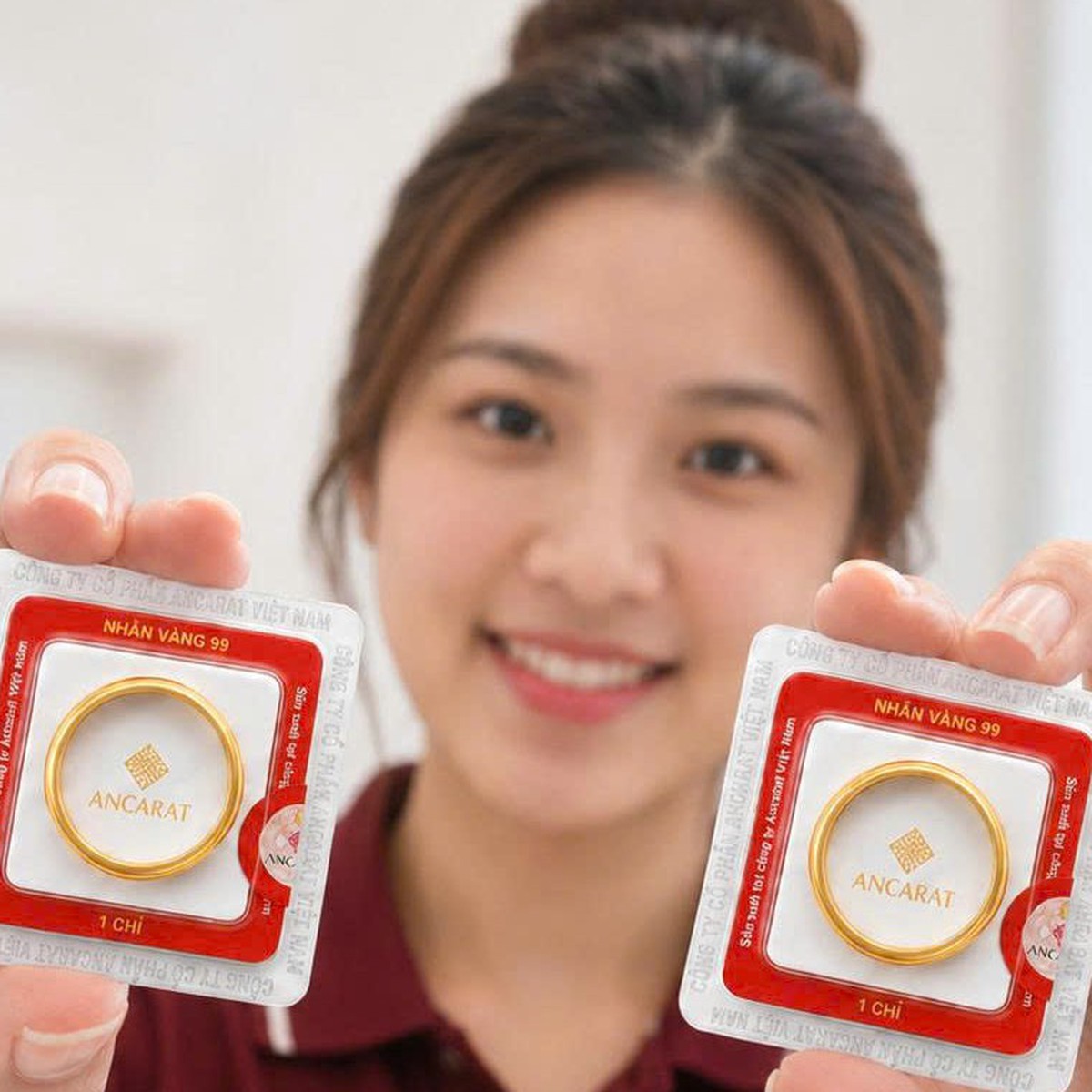 ベトナム、金取引でキャッシュレス化加速 大手貴金属店が新規則導入
