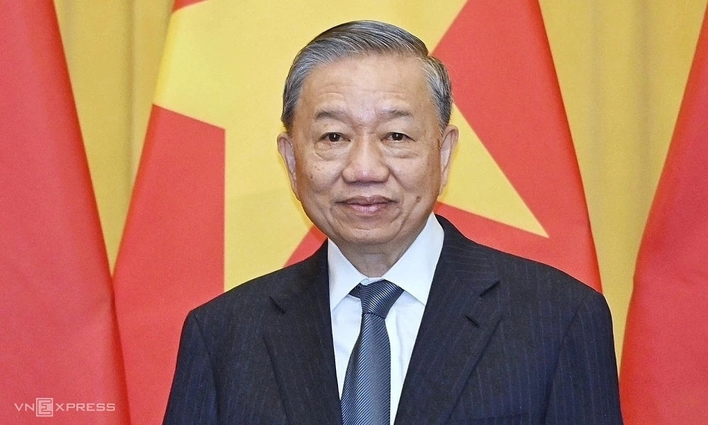 Vietnamese Party and State leader honored with international peace prize