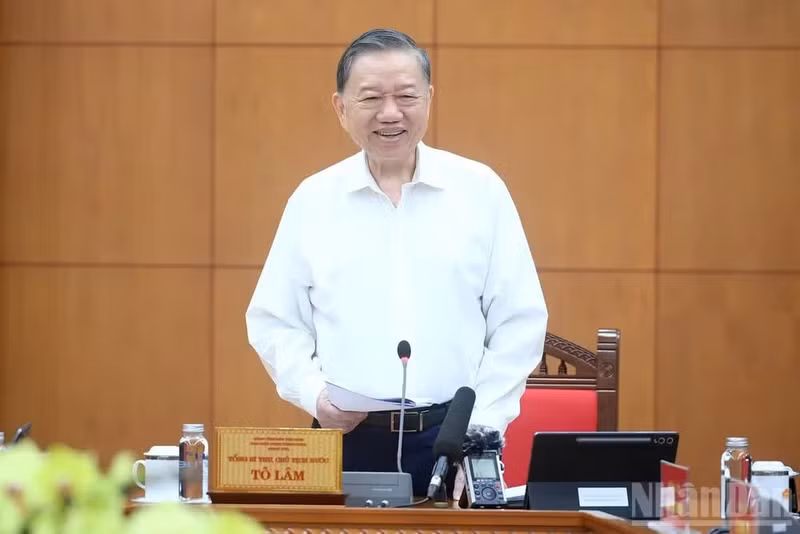 Vietnam Communist Party to Innovate Leadership Methods for New Political Era
