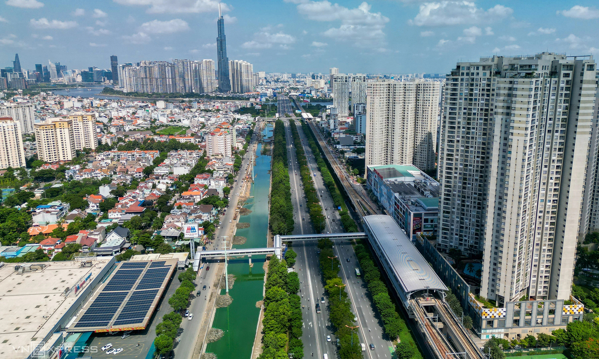 ホーチミン市、地下鉄沿いの汚染運河を再生、新たな景観へ