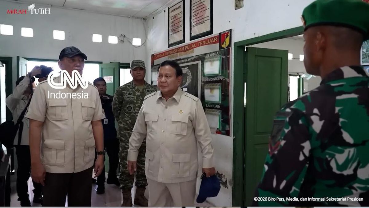 プラボウォ大統領、北端ミアンガス島の国境警備隊を電撃訪問