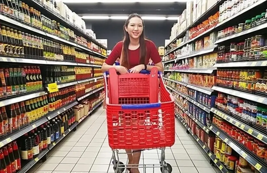 タイで急拡大する中国系スーパーマーケット:背景と市場への影響