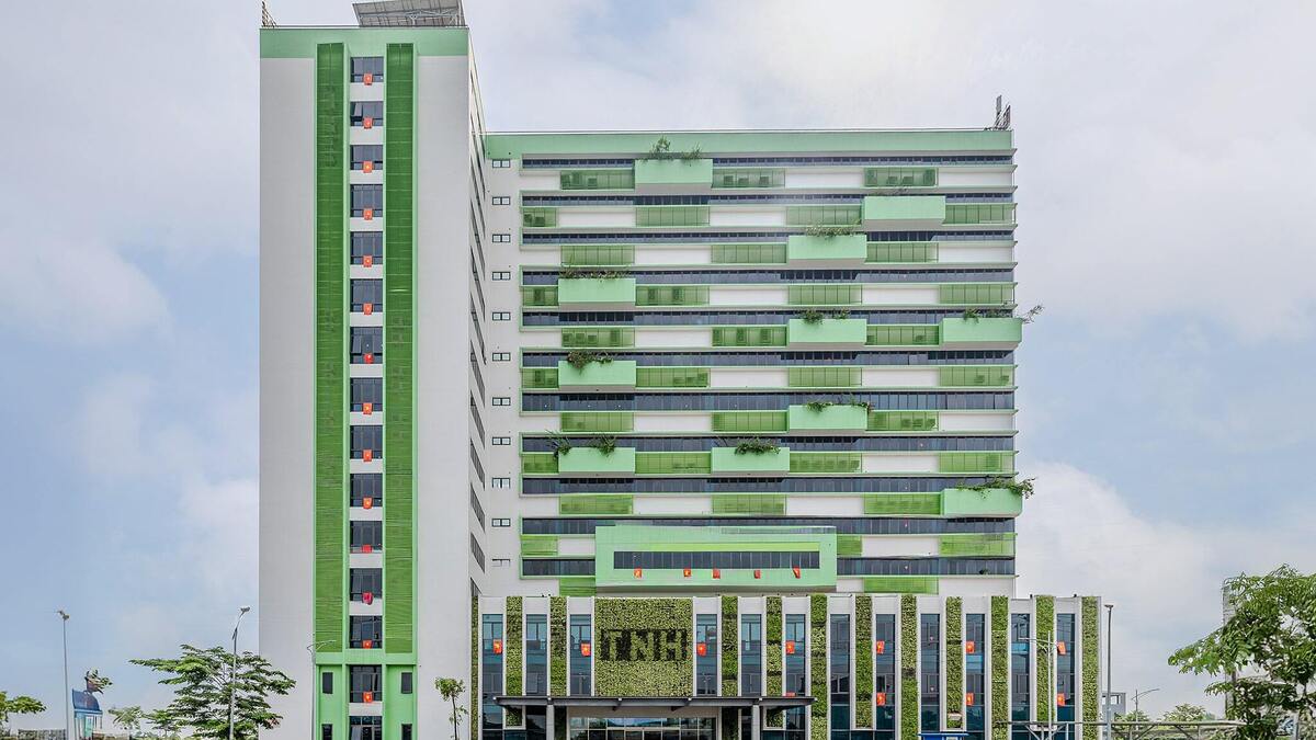 Northern Vietnam's Major Private Hospital Chain Reports 7 Consecutive Quarters of Losses