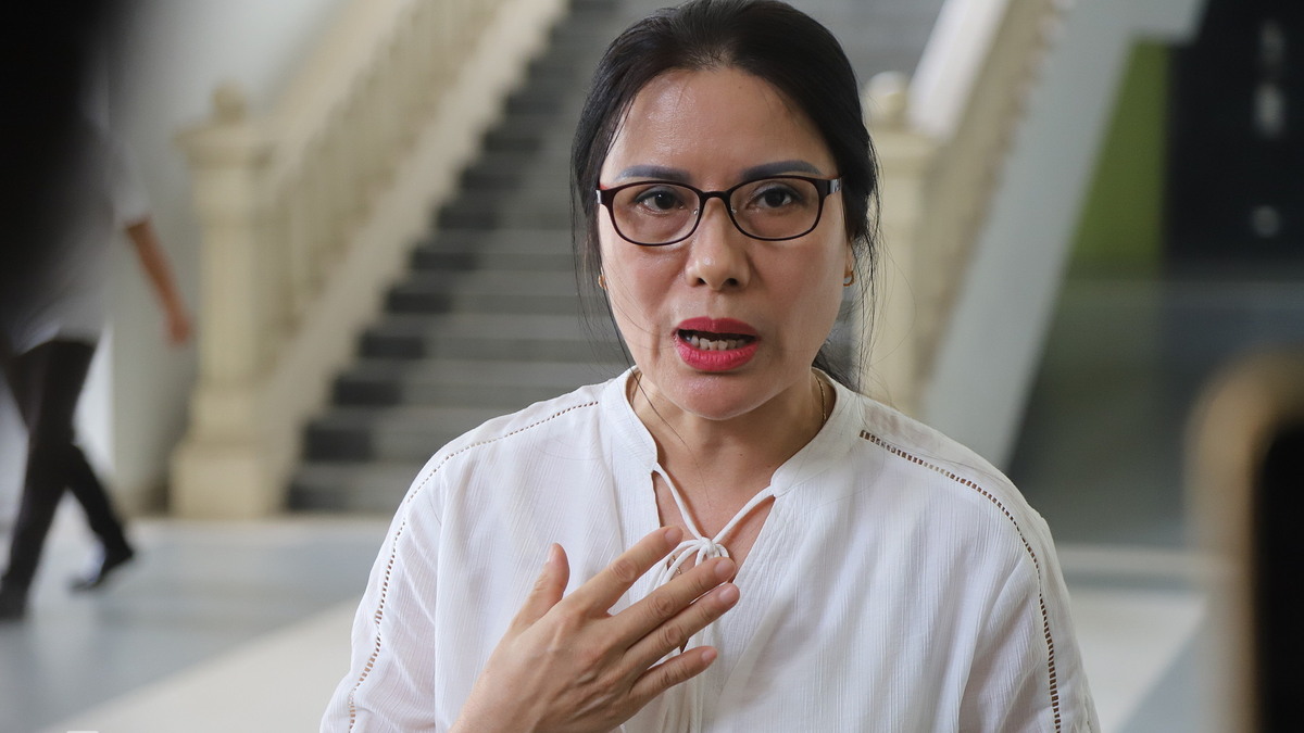 Vietnam: Former Principal Seeks Reputation Vindication in Appeal Over Extra Class Fees