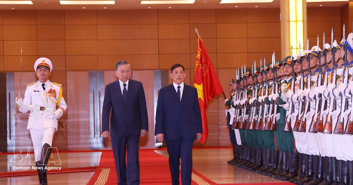 Thai King and Queen on State Visit to Vietnam
