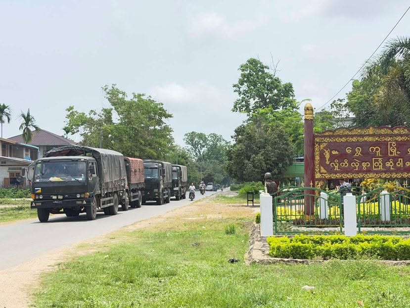 Vehicles carrying office supplies, medicines and medical supplies arrive in Shwegu Township, Kachin State