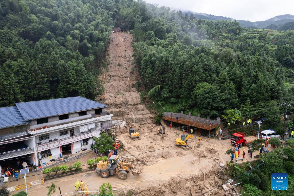Cambodian King Extends Deep Condolences to President Xi Jinping Over Deadly Floods