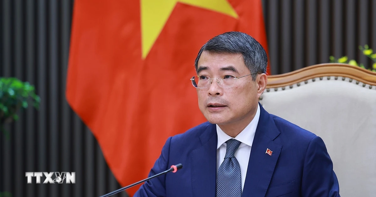ベトナムのレ・ミン・フン副首相兼党中央委員会組織委員長、ニュージーランドのラクソン首相と電話会談