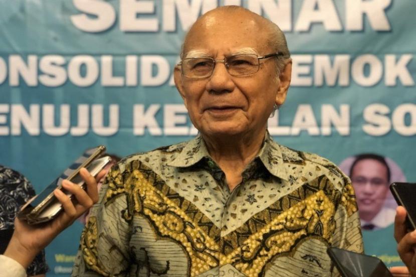 Emil Salim: Nature Must Be the Basis of Indonesian Development