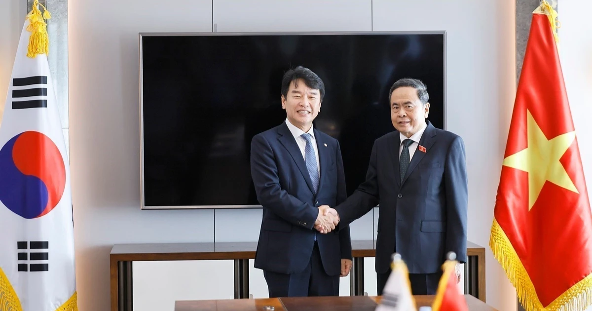 ベトナム国会議長、韓国議員連盟会長と会談