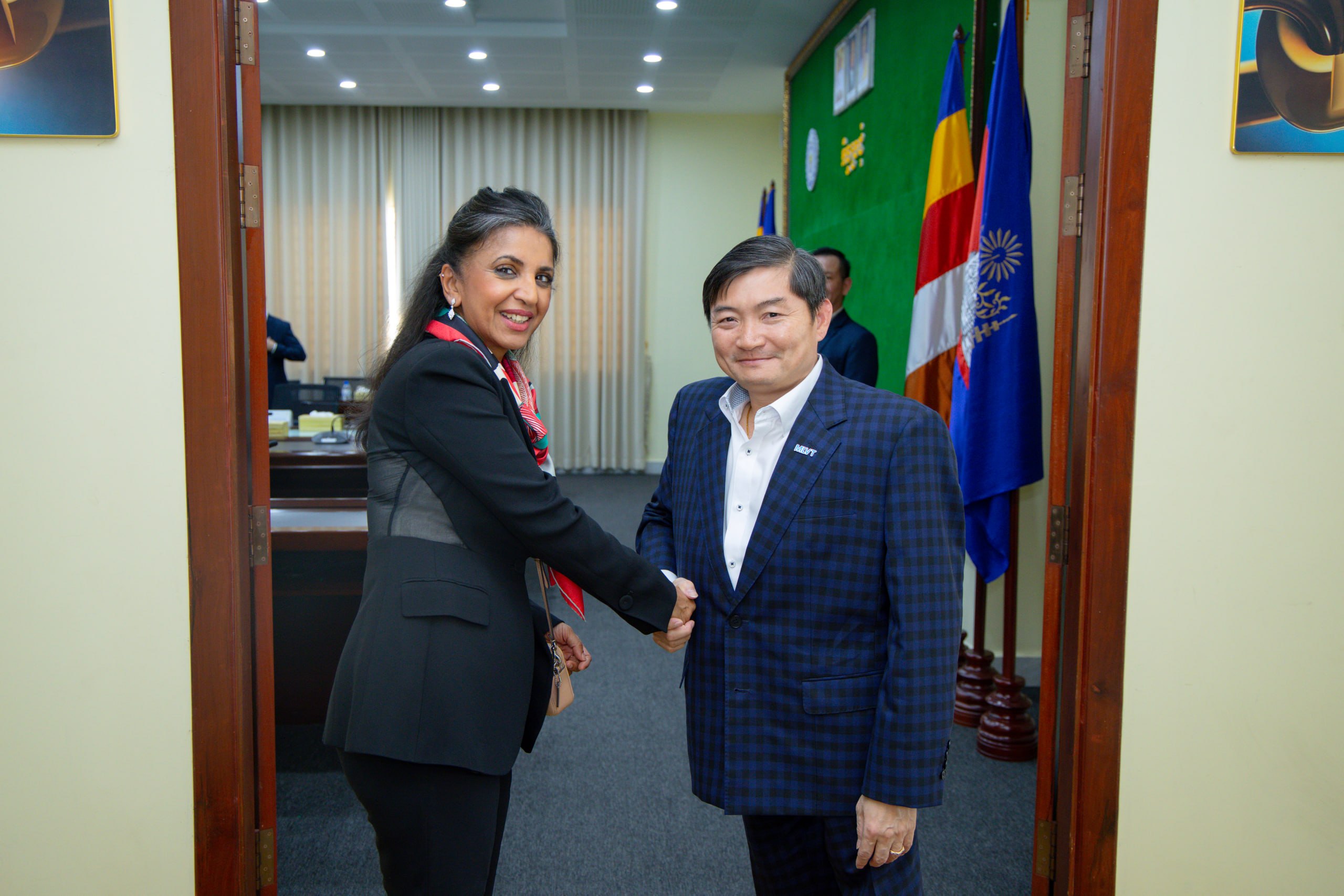 Cambodia, ADB to Enhance Cooperation on Human Capital Development and TVET