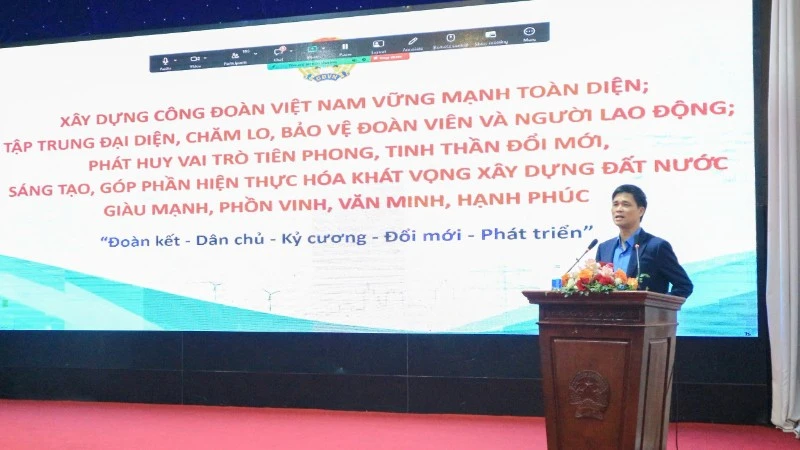 Vietnam's Trade Unions Urged to Modernize, Become Reliable Support for Workers