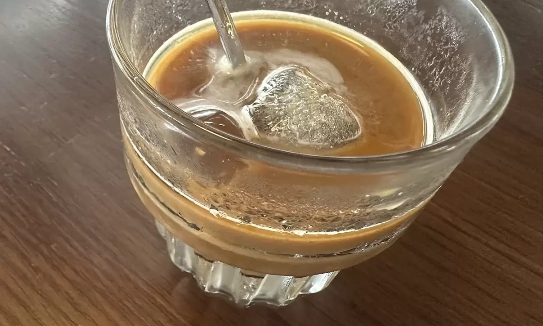 ベトナムの猛暑、カフェイン過剰摂取のリスクと賢い飲み方
