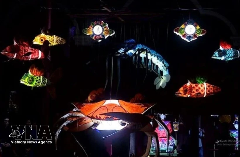 Vietnam's Traditional Lanterns: A Bridge to Heritage for the Next Generation