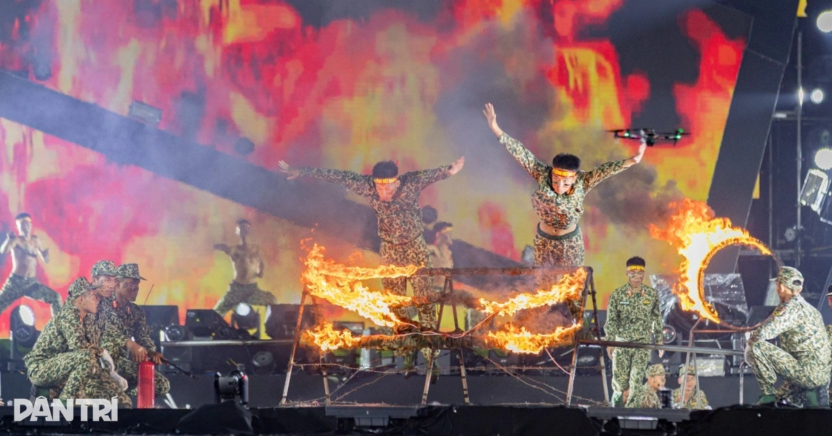 20,000 Spectators Thrilled by Special Forces Performance at 'Sao Nhap Ngu 2026' Concert in Hanoi