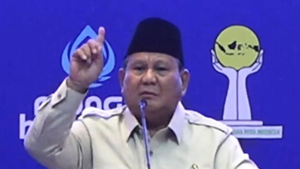 Prabowo Jokes He'll Monitor Indonesia Even After Death