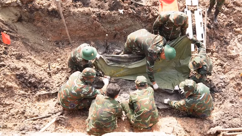 Ho Chi Minh City Collects 10 More Martyr Remains at Le Thi Rieng Park