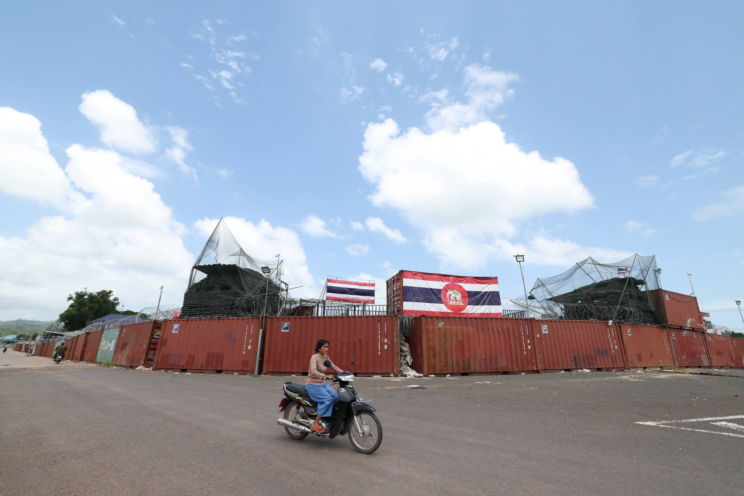 カンボジア、タイ軍による領土侵犯に断固反対
