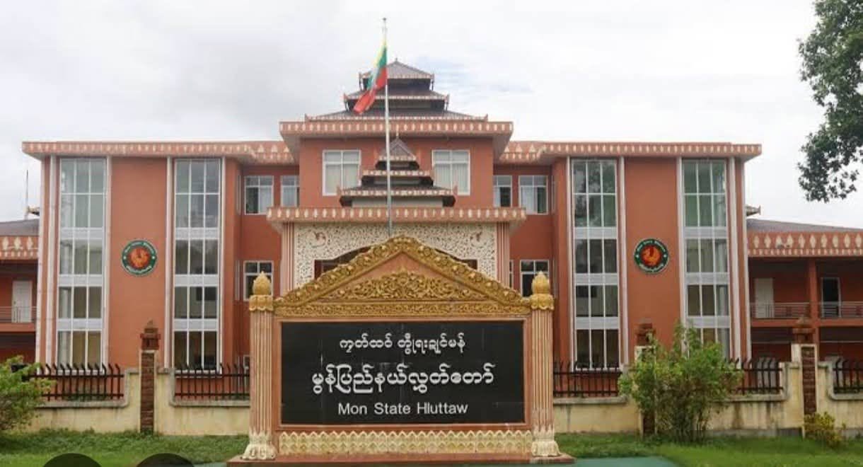 Three men arrested for selling police officer as fisherman, charged under multiple laws