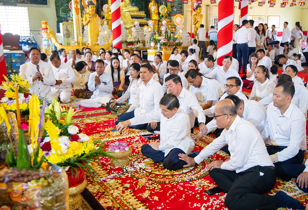 Cambodia Marks Pchum Ben Festival for Ancestral Remembrance and National Unity