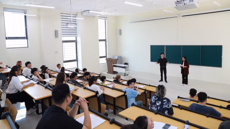 ベトナム、政治学校・研修機関講師に専門職位を新設へ