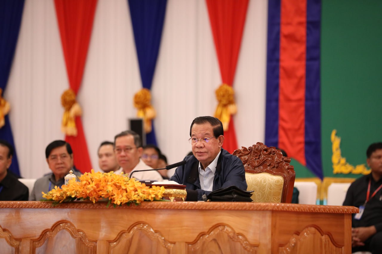 カンボジア上院議長、メコン川イルカ保護と代替漁業を呼びかけ