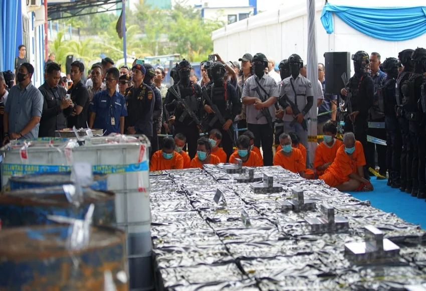 Indonesia Thwarts 2.6 Ton Liquid Meth Smuggling on Independence Day