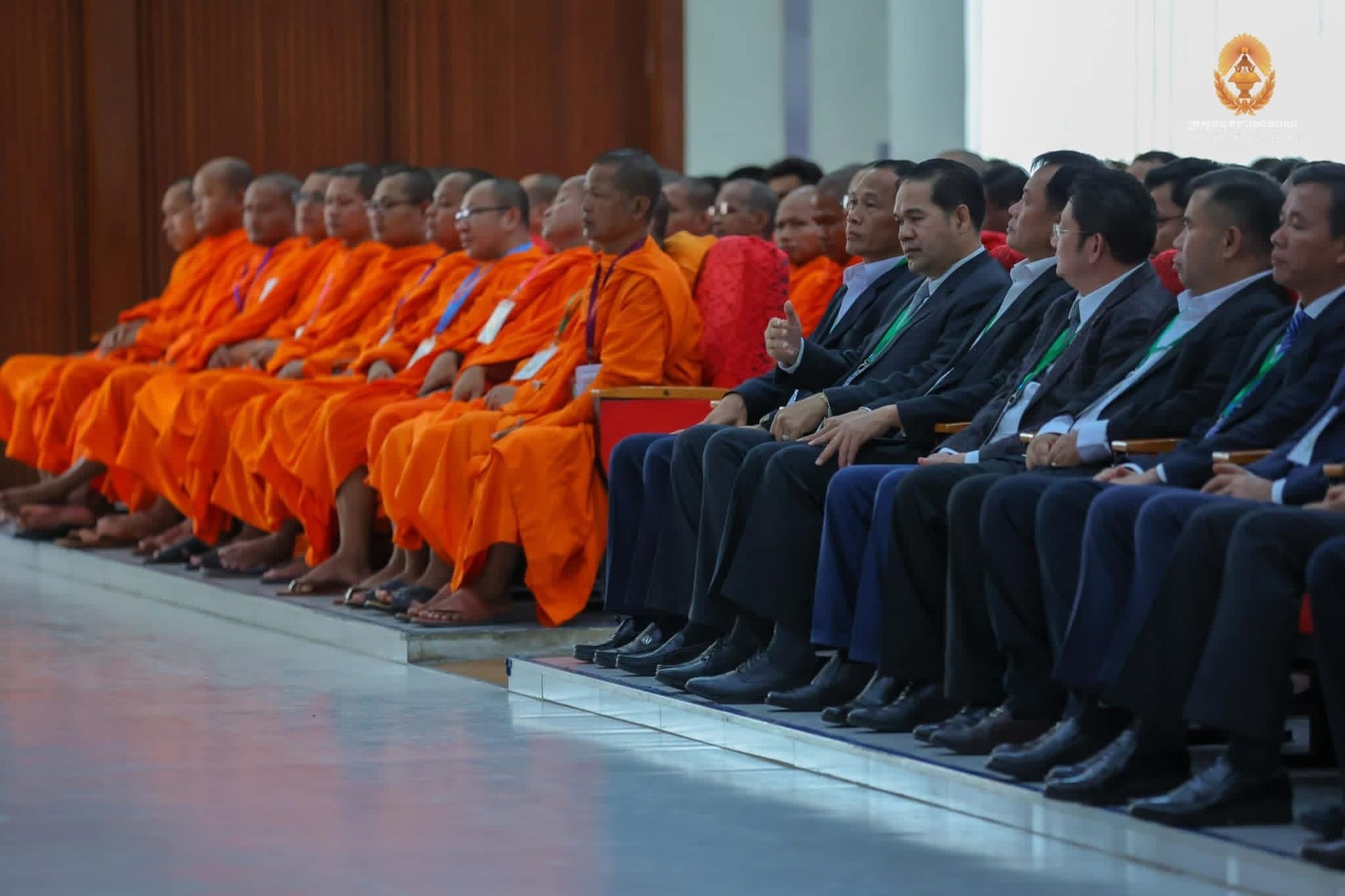 Deputy Prime Minister Hun Many Urges National School of Administration Graduates to Enhance Public Service