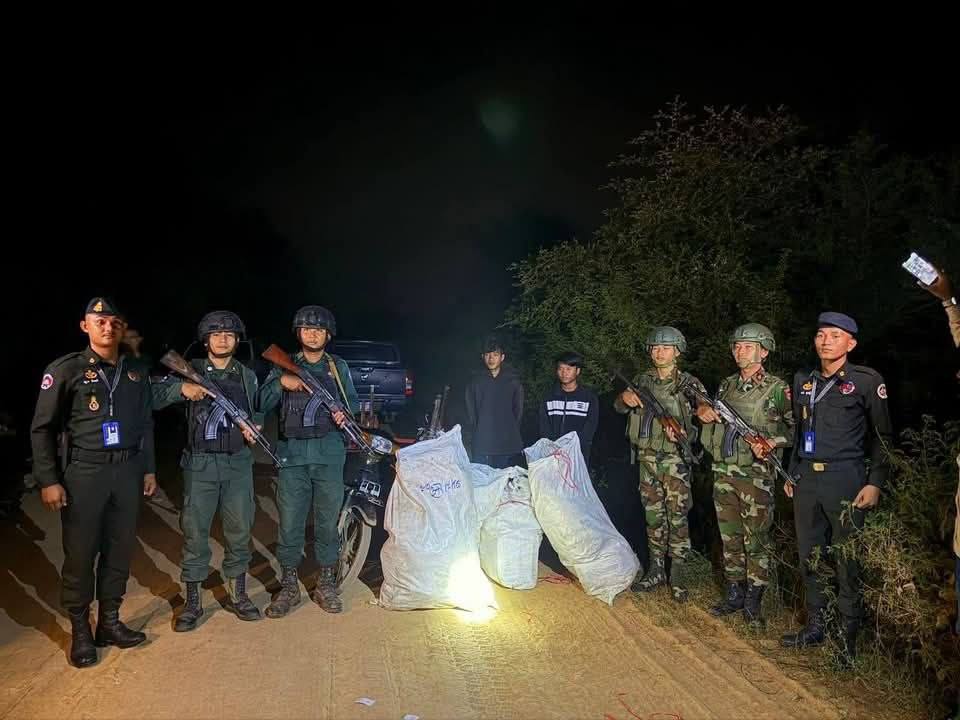 Two Arrested for Smuggling Goods Illegally from Thailand into Cambodia