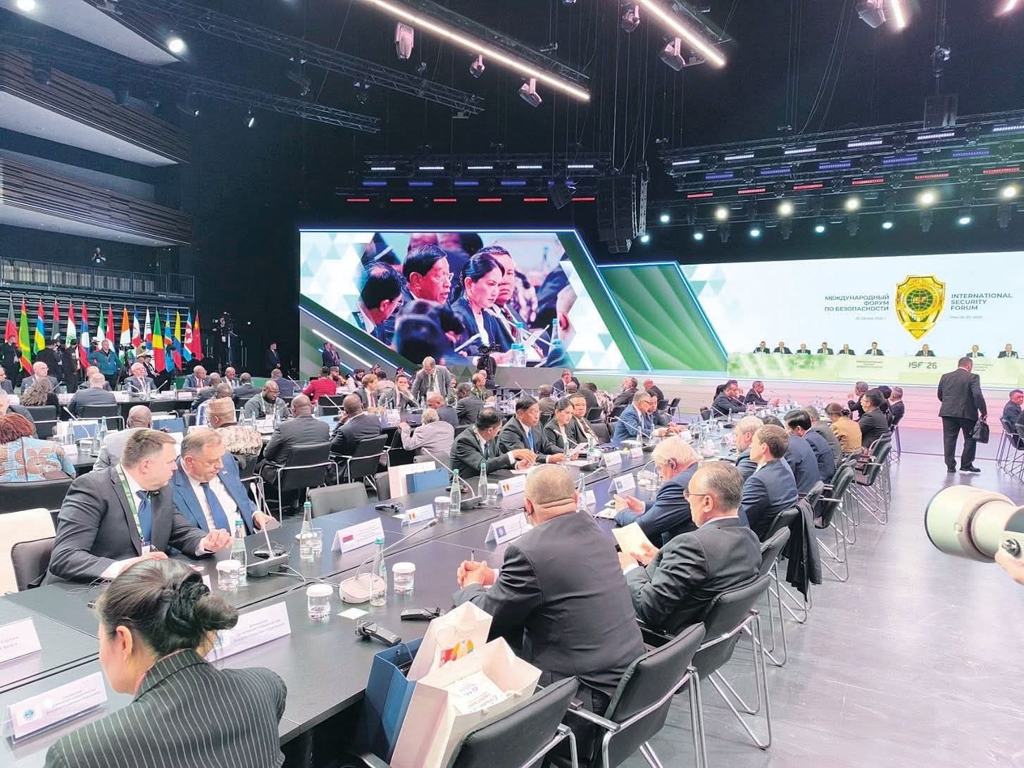 国際社会から孤立する暫定政権、ロシアと協力し「情報セキュリティセンター」設立に署名