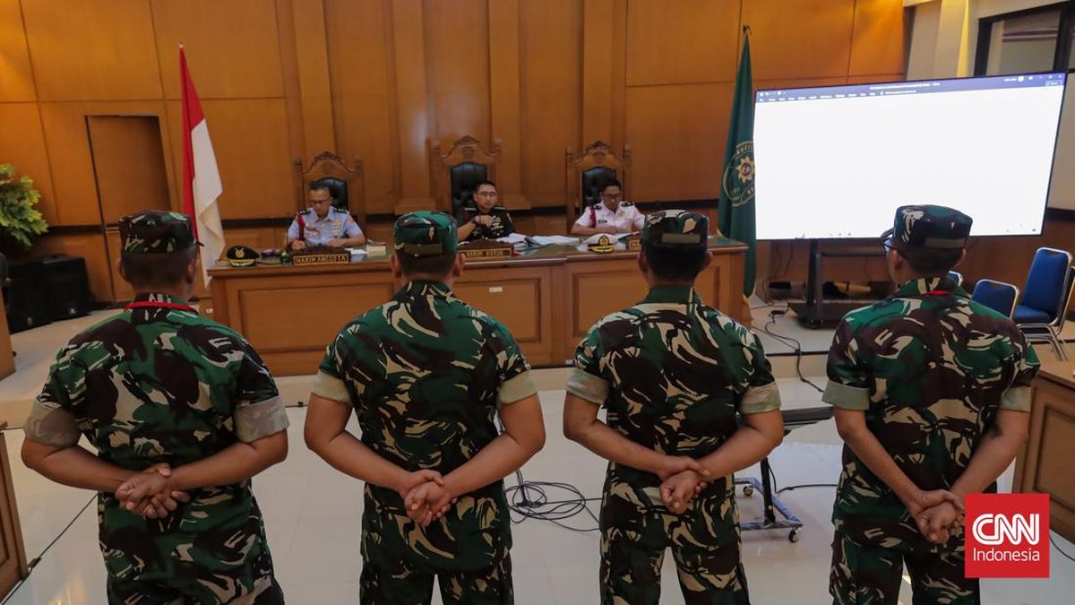 インドネシア軍法会議における「不適切な発言」が波紋、活動家襲撃事件の公判で