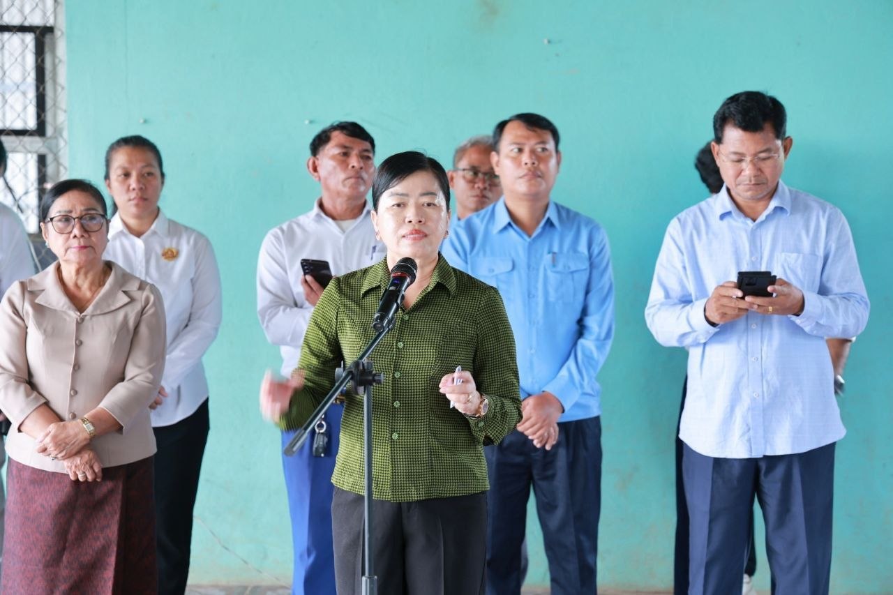 カンボジア人民党、内部結束強化を指示 地方党員集会で