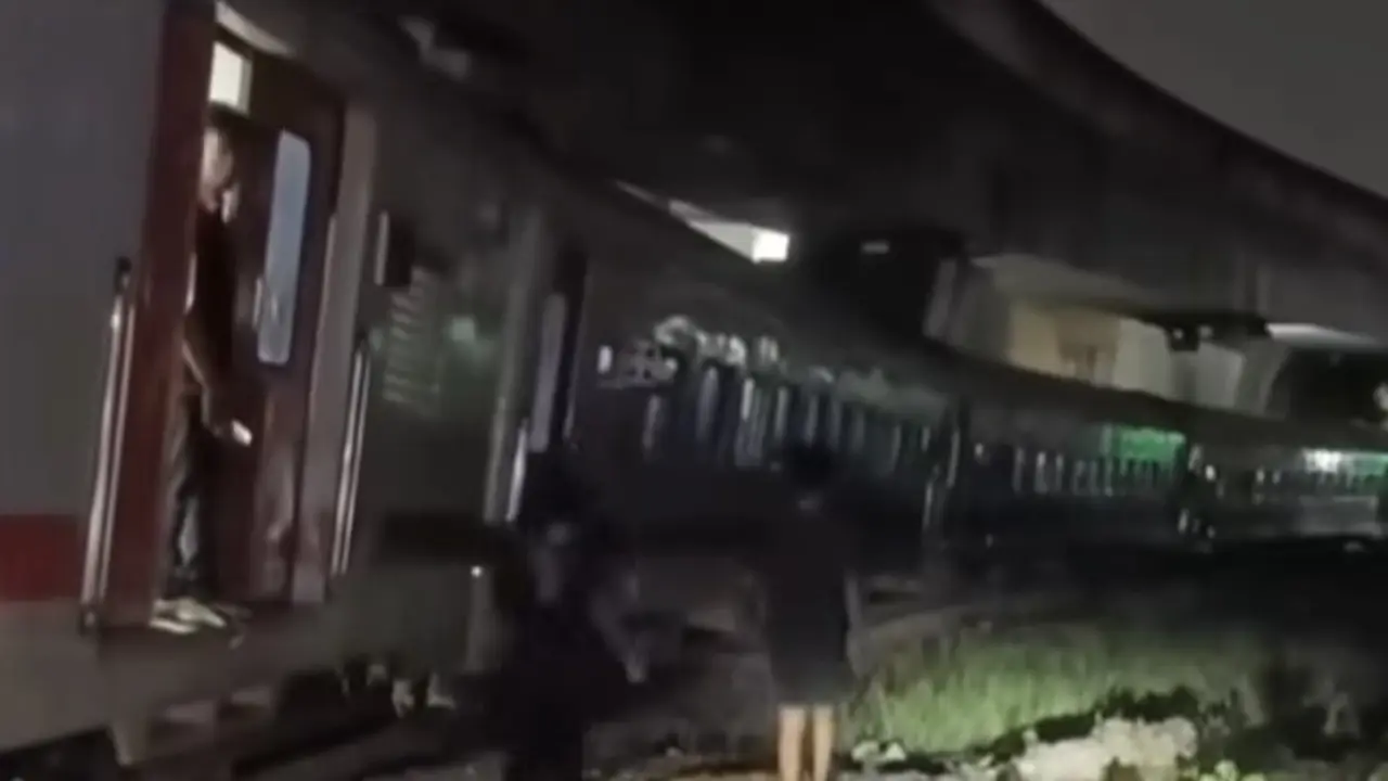 Medan Train Makes Emergency Stop After Pedestrian Collision