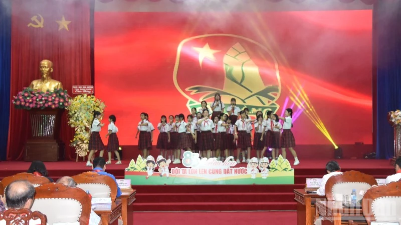Dong Thap Province: Fostering Future Generations and Strengthening Agricultural Exports