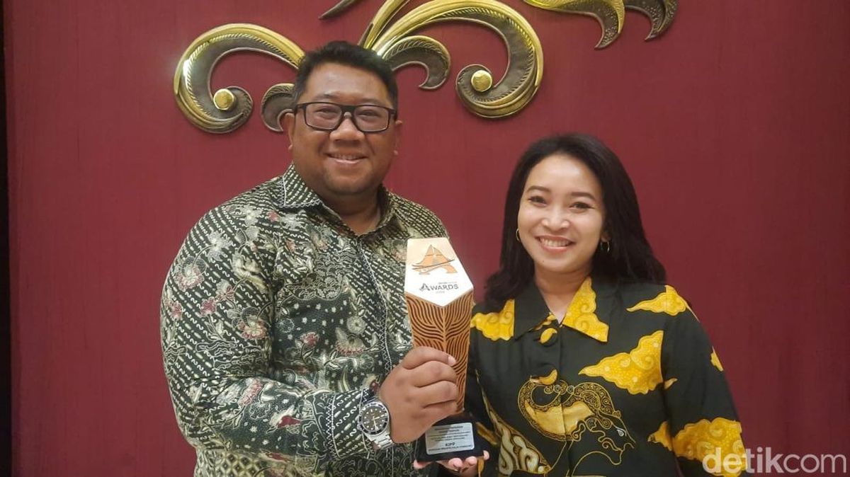 Kayong Utara Industrial Zone Honored for Driving Regional Economic Growth