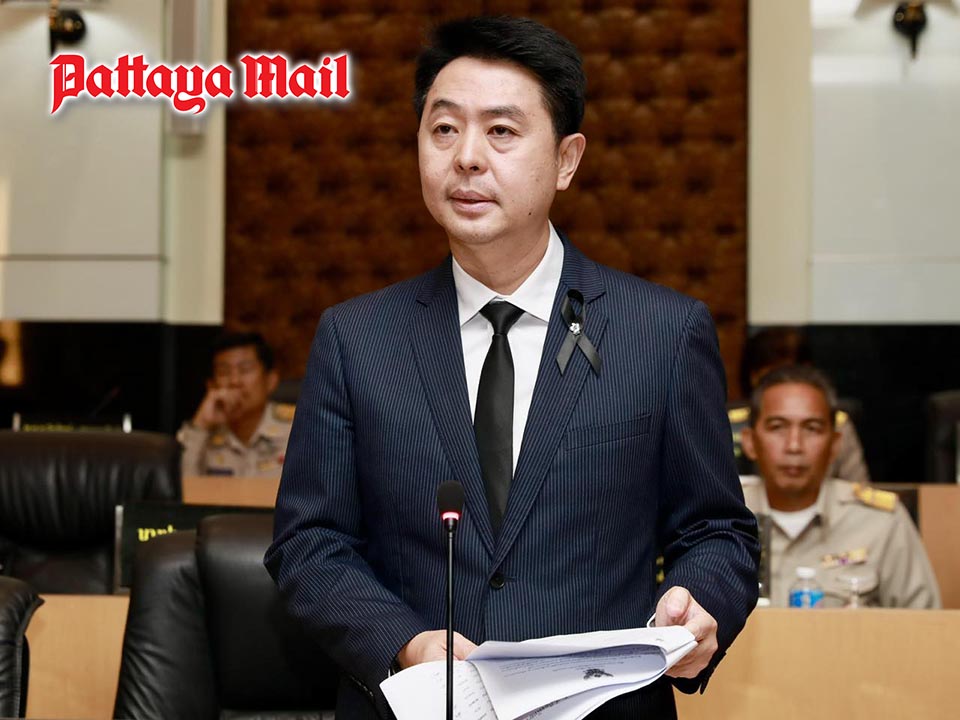 パタヤ市長が釈明、終わらない道路工事とインフラ整備のコスト危機